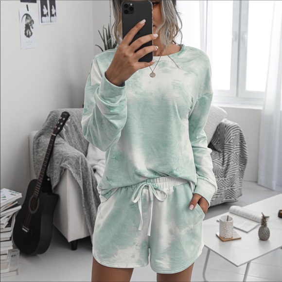 Tie dye lounge set-New in package - Picture 3 of 7